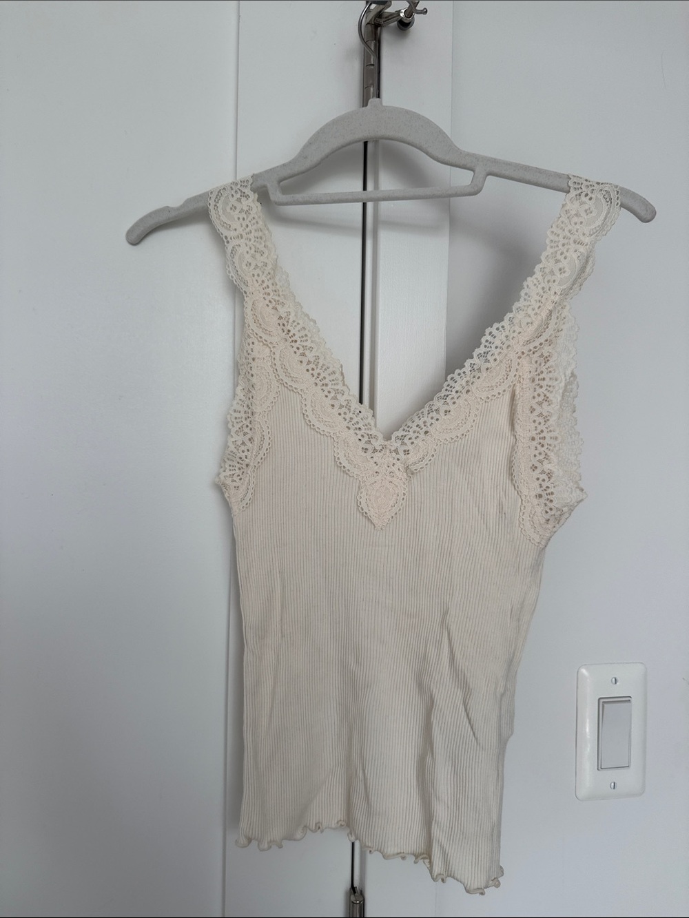 Madewell Cream Lace-Trim Ribbed V-Neck Tank